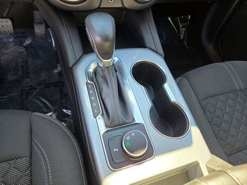 Used 2020 Chevrolet Blazer LT image 21