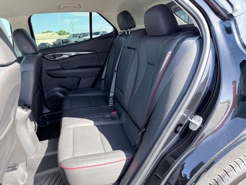 Used 2022 Buick Envision Essence w/ Technology Package II FWD image 10