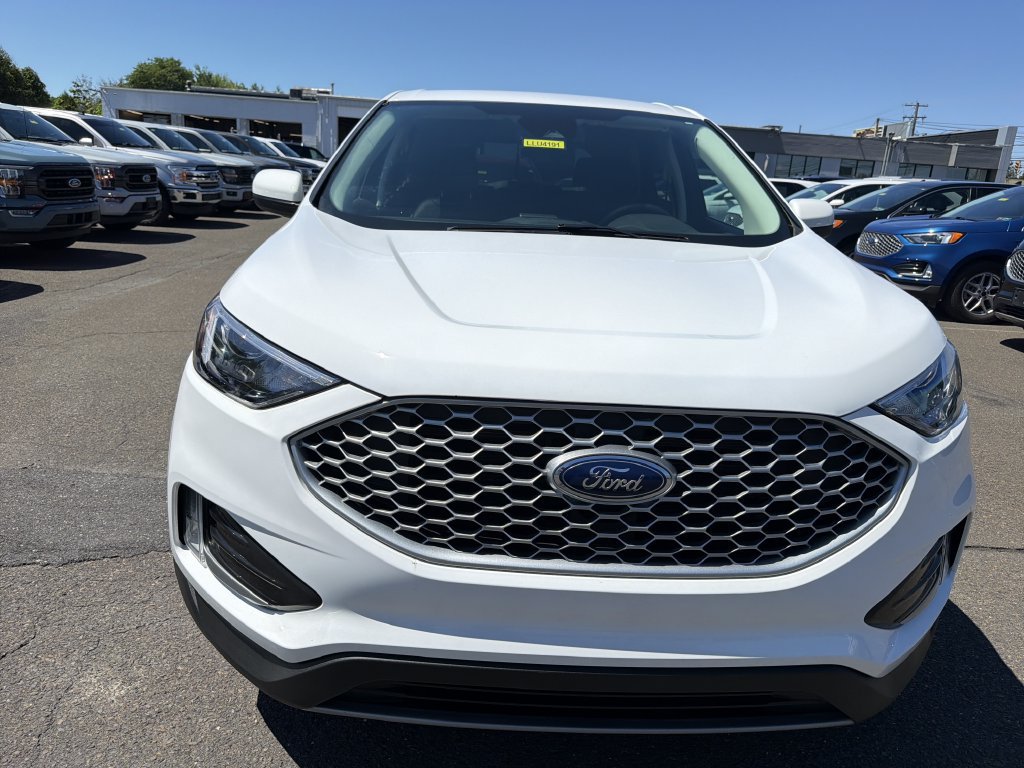 Used 2023 Ford Edge SEL w/ Convenience Package AWD/4WD image 8