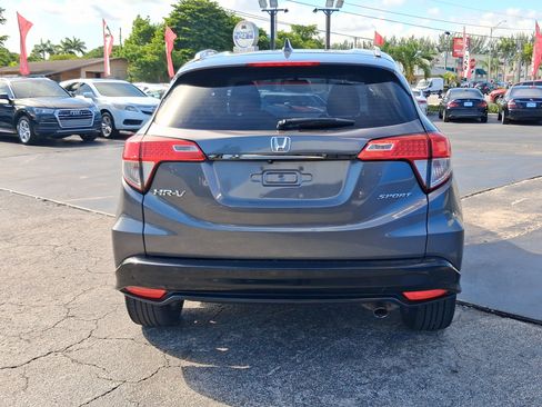Used 2019 Honda HR-V Sport image 6