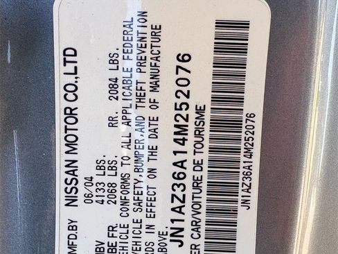 Used 2004 Nissan 350Z Touring image 29