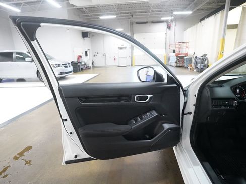 Used 2023 Honda Civic EX image 27