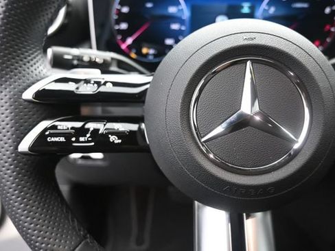 Used 2025 Mercedes-Benz GLC 300 w/ AMG Line image 15