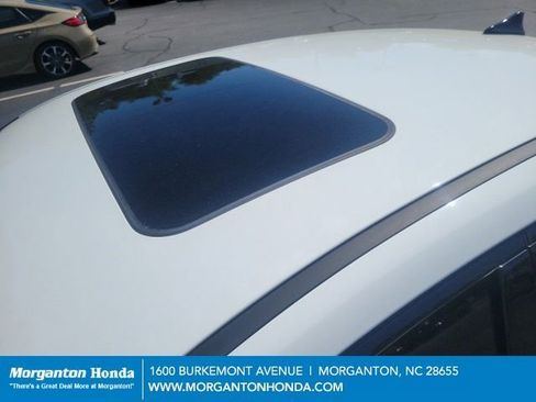 Used 2025 Hyundai Elantra N FWD image 3