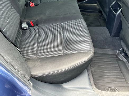 Used 2019 Subaru Outback 2.5i AWD/4WD image 17