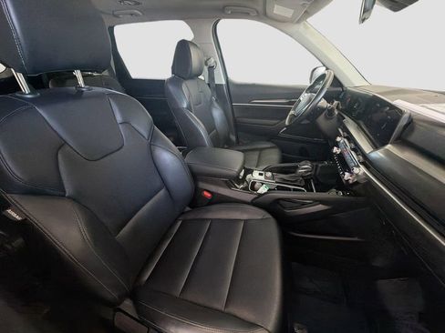Used 2023 Kia Telluride S w/ S Sunroof Package FWD image 32