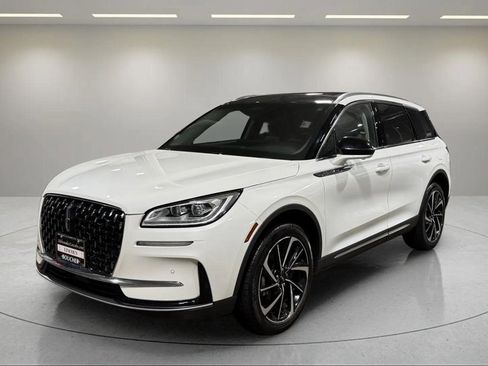 Certified 2024 Lincoln Corsair Reserve w/ Equipment Group 201A image 18