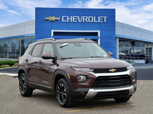 Certified 2023 Chevrolet TrailBlazer LT w/ Convenience Package image 6