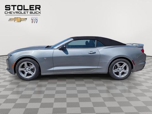 Used 2023 Chevrolet Camaro LT image 2