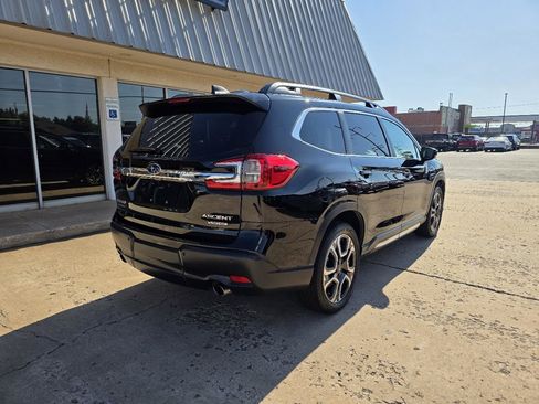 Used 2024 Subaru Ascent Limited AWD/4WD image 8