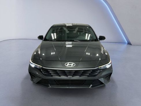 Certified 2025 Hyundai Elantra Sport FWD image 1