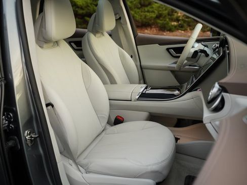 Used 2023 Mercedes-Benz EQE 350+ SUV w/ AMG Line Exterior Package image 24