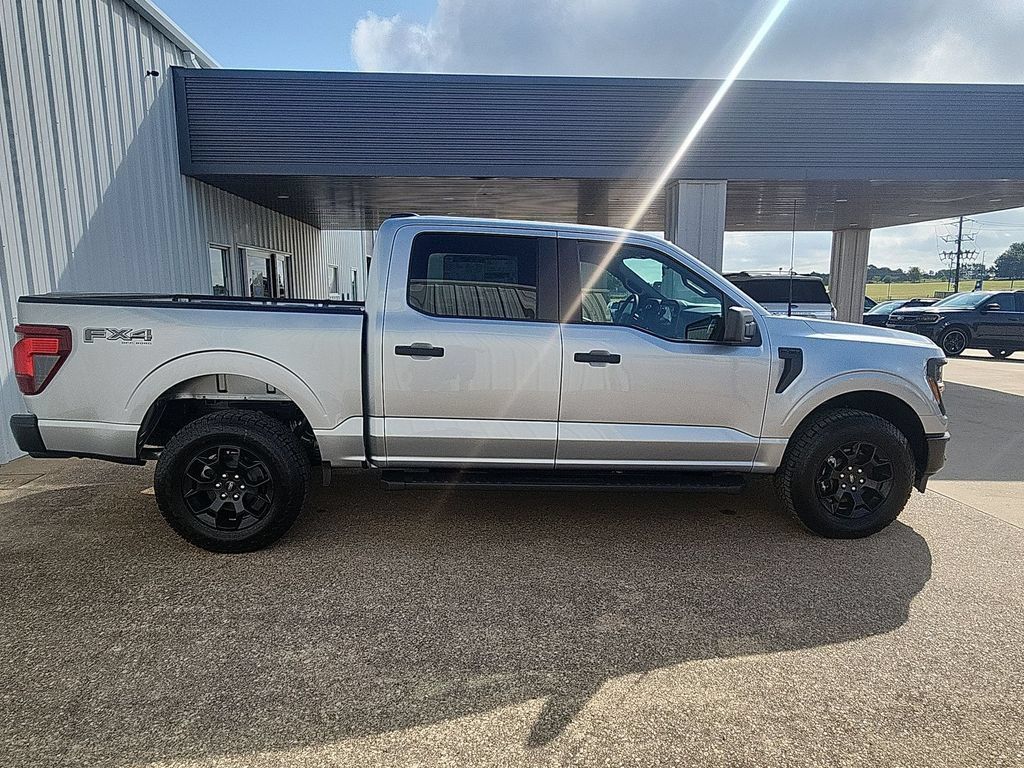 New 2026 Ford F150 STX w/ Equipment Group 201A FX4 AWD/4WD image 9