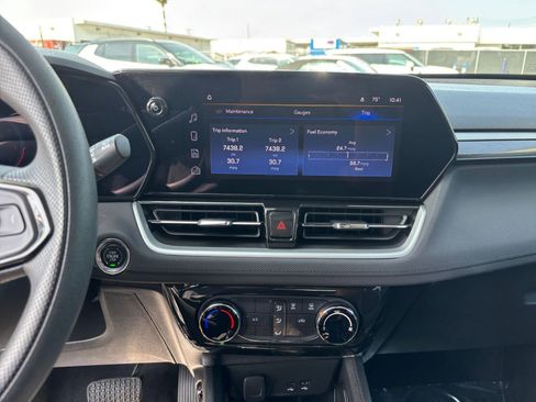 Used 2025 Chevrolet TrailBlazer LT image 17