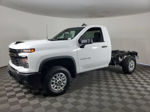 New 2026 Chevrolet Silverado 2500 W/T w/ WT Convenience Package RWD image 8