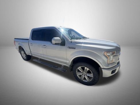 Used 2016 Ford F150 Platinum w/ Equipment Group 701A Luxury image 4
