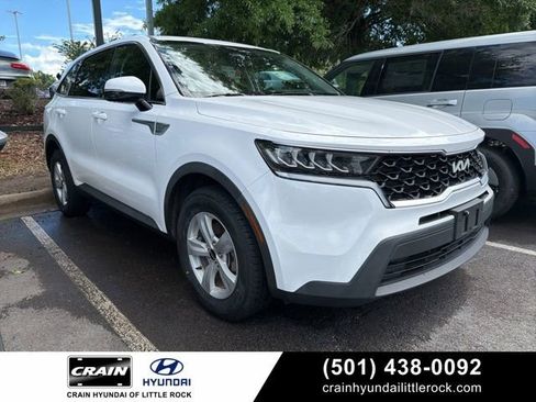 Used 2023 Kia Sorento LX FWD image 1