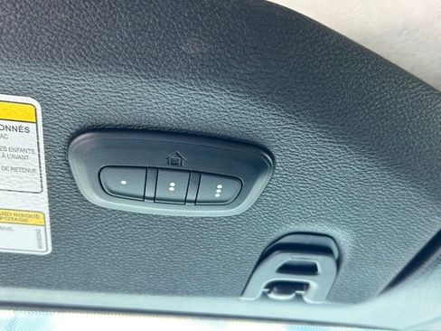 Used 2023 Jeep Wrangler Unlimited w/ Cold Weather Group AWD/4WD image 32