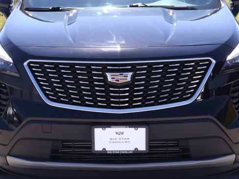 Used 2019 Cadillac XT4 Premium Luxury w/ Cold Weather Package image 8