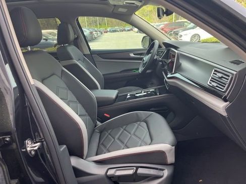 New 2026 Volkswagen Atlas Peak Edition AWD/4WD image 33