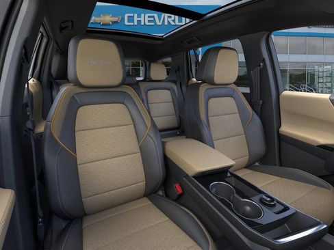 New 2026 Chevrolet Equinox ACTIV AWD/4WD image 16