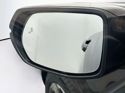 Used 2018 Honda CR-V EX image 16