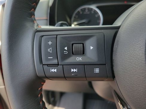 Used 2024 Nissan Pathfinder Rock Creek image 19