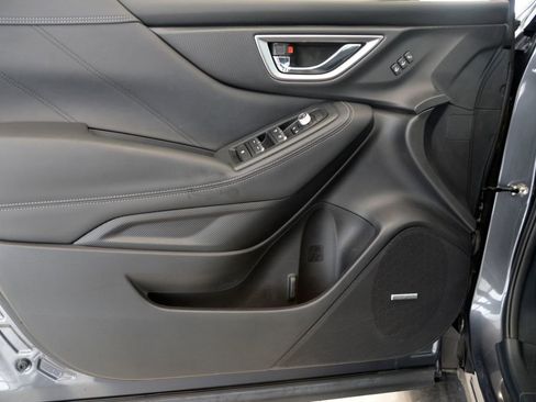 Used 2023 Subaru Forester Touring image 14