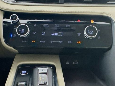 Used 2023 INFINITI QX60 Luxe w/ Cargo Package image 16