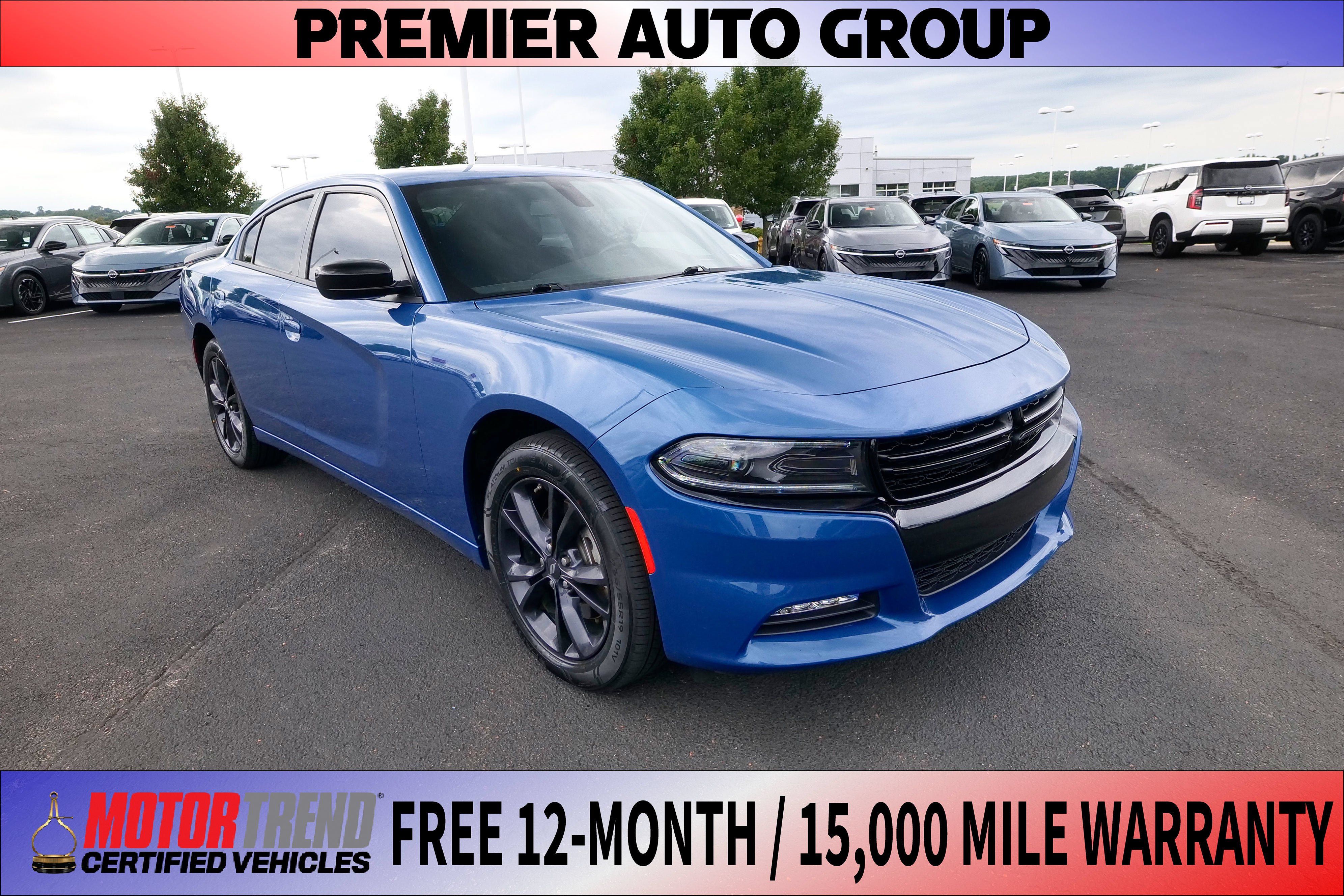 Used 2023 Dodge Charger SXT w/ Blacktop Package AWD/4WD image 1