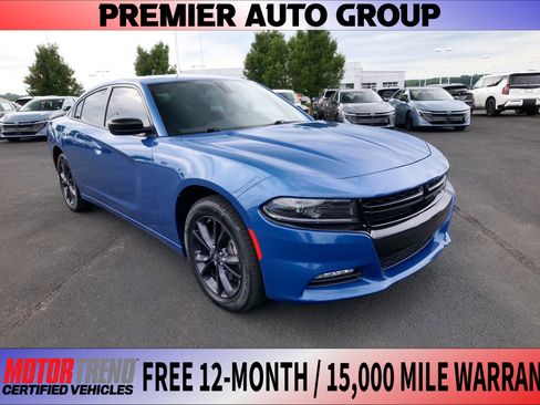 Used 2023 Dodge Charger SXT w/ Blacktop Package AWD/4WD image 1