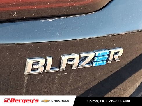 New 2026 Chevrolet Blazer EV LT FWD image 18
