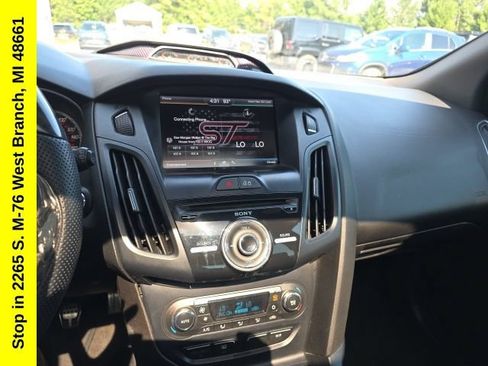 Used 2014 Ford Focus ST w/ Equipment Group 201A FWD image 19