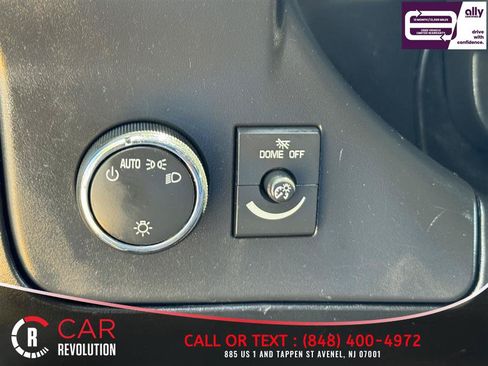 Used 2020 Chevrolet Express 3500 w/ Driver Convenience Package RWD image 33