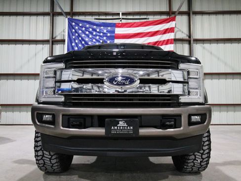 Used 2019 Ford F350 King Ranch w/ King Ranch Ultimate Package AWD/4WD image 2