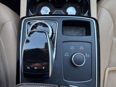 Used 2018 Mercedes-Benz GLE 350 image 23