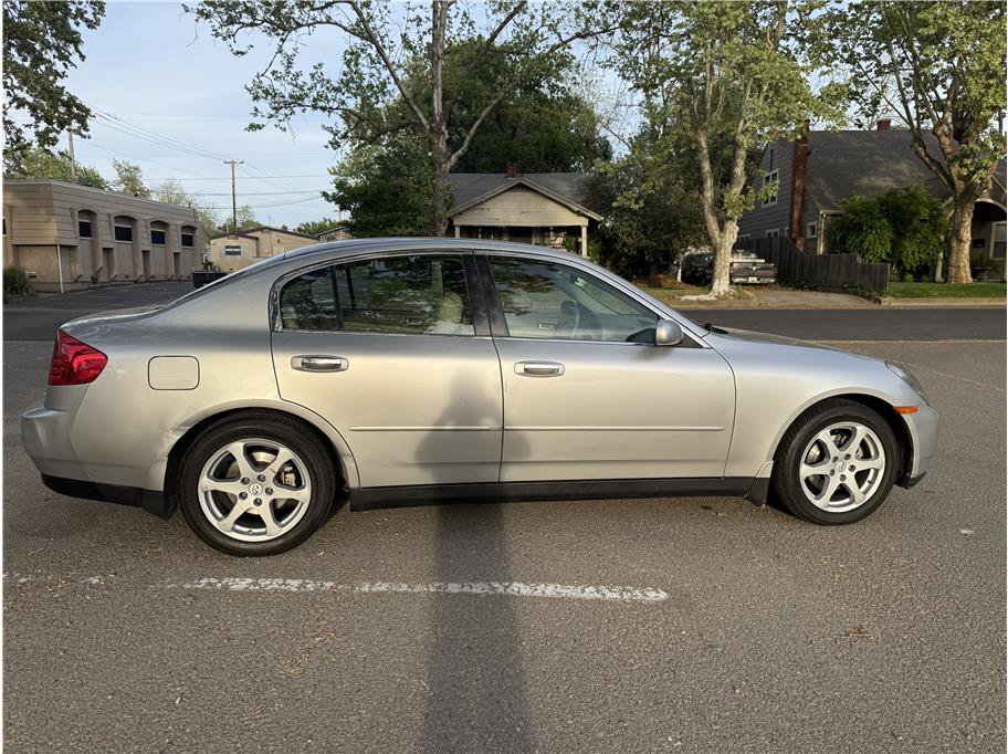 Used 2004 INFINITI G35 Sedan RWD image 4