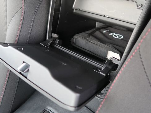 Used 2017 MAZDA MX-5 Miata Club image 24