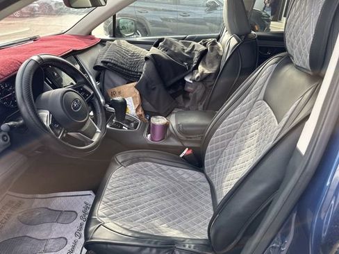 Used 2022 Subaru Outback Limited image 15