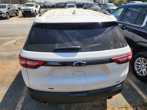 Used 2021 Chevrolet Traverse RS image 7