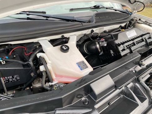 Used 2019 Chevrolet Express 3500 G3500 Cargo Van w/ Driver Convenience Package image 18