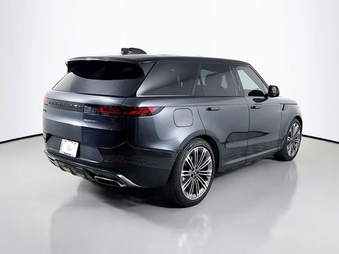 Used 2024 Land Rover Range Rover Sport SE AWD/4WD image 5