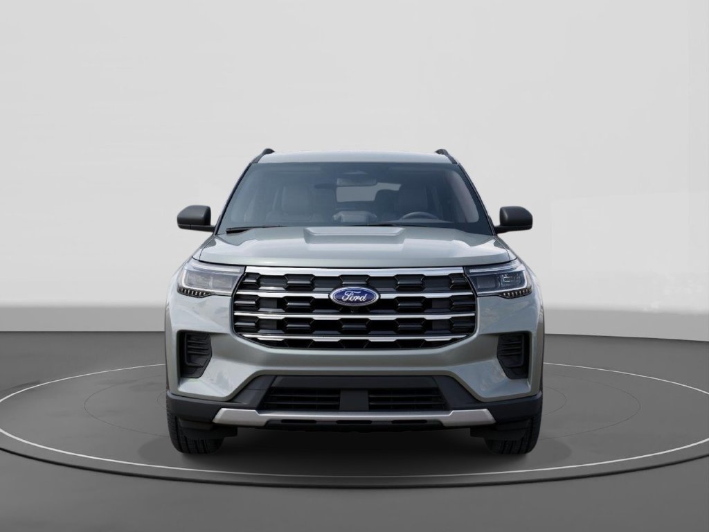 New 2027 Ford Explorer Active RWD image 3