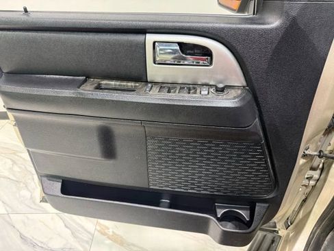 Used 2017 Ford Expedition EL Limited image 10