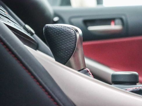 Used 2017 Lexus IS 200t image 22