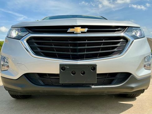 Used 2021 Chevrolet Equinox LT FWD image 9