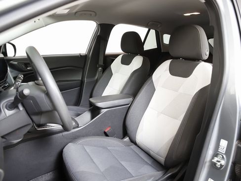 Used 2024 Chevrolet Trax LS w/ LS Convenience Package image 23