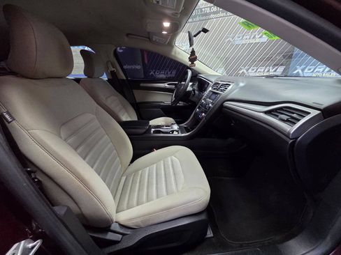 Used 2017 Ford Fusion S FWD image 25