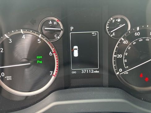 Used 2022 Lexus GX 460 Premium image 9