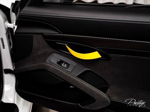 Used 2023 Porsche 718 Cayman GT4 RS RWD image 39